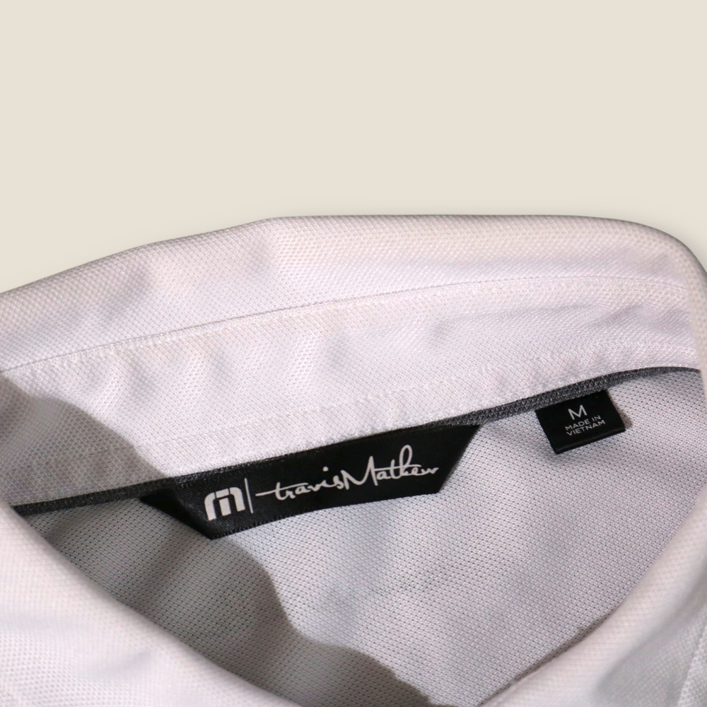 Travis Mathew Golf Polo Men’s Medium Short Sleeve Shirt Preppy Logo White & Gray - Picture 3 of 10